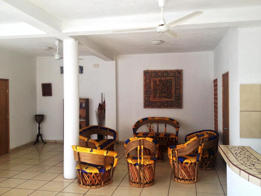 Hotel Sarabi Barra de Navidad Exterior photo